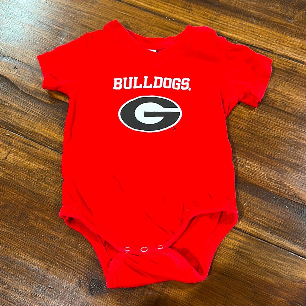 Super Fan Baby UGA Onesie NCAA size 18 month Bulldogs 1/2 on back